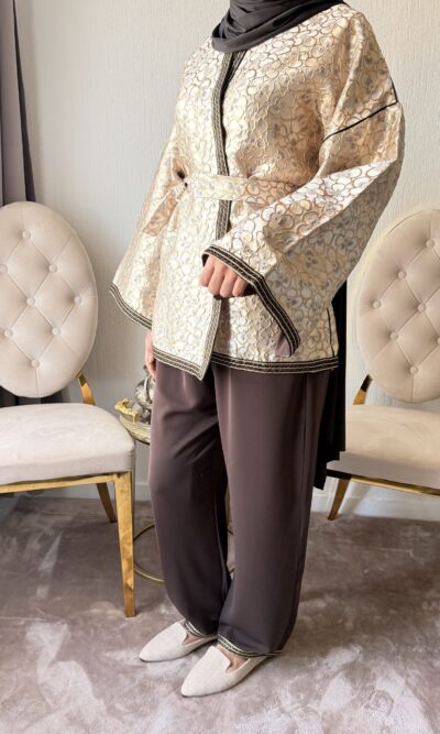 Ensemble Brocard marron