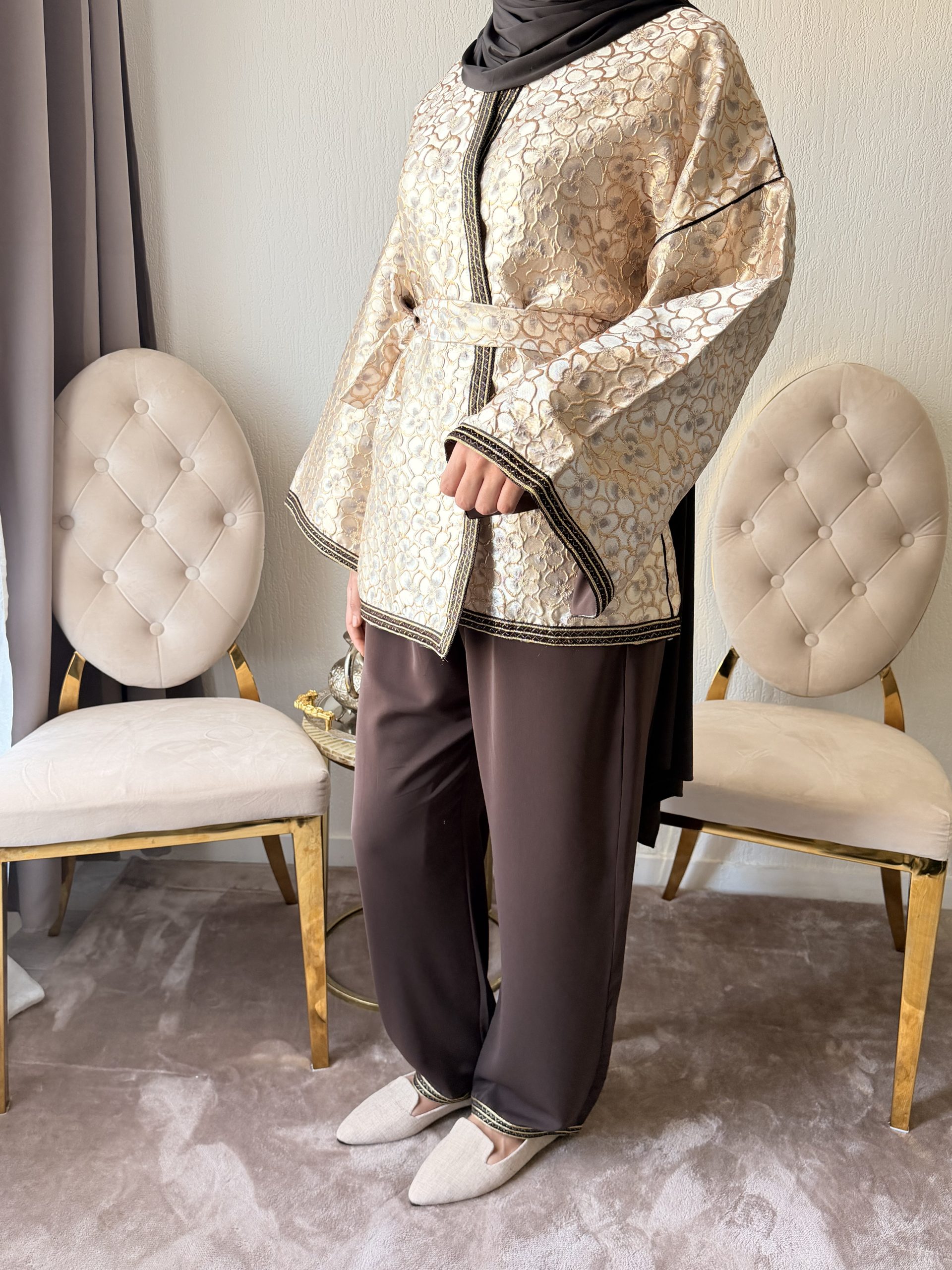 Ensemble Brocard marron
